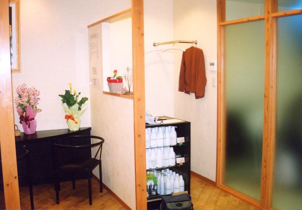 くつろぎの空間　ＡＫＩ美容室-カウンター