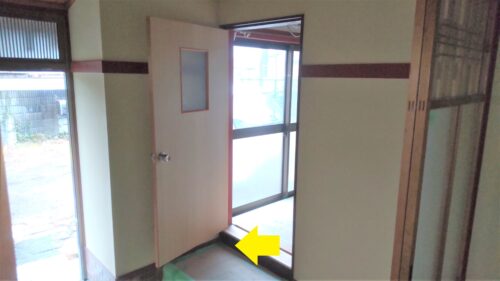 滋賀県栗東市で注文住宅,デザイン住宅の新築一戸建てならベストハウスネクスト｜段差のあるドア