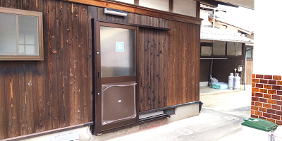 滋賀県栗東市で注文住宅,デザイン住宅の新築一戸建てならベストハウスネクスト｜杉板を張った後