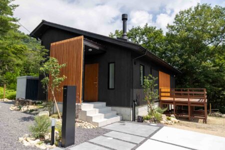 【大津市】本が大好きな森の中の平屋の家-外観